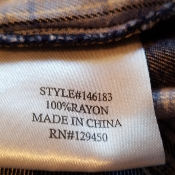 Como Vintage Button up top - Picture 4 of 5